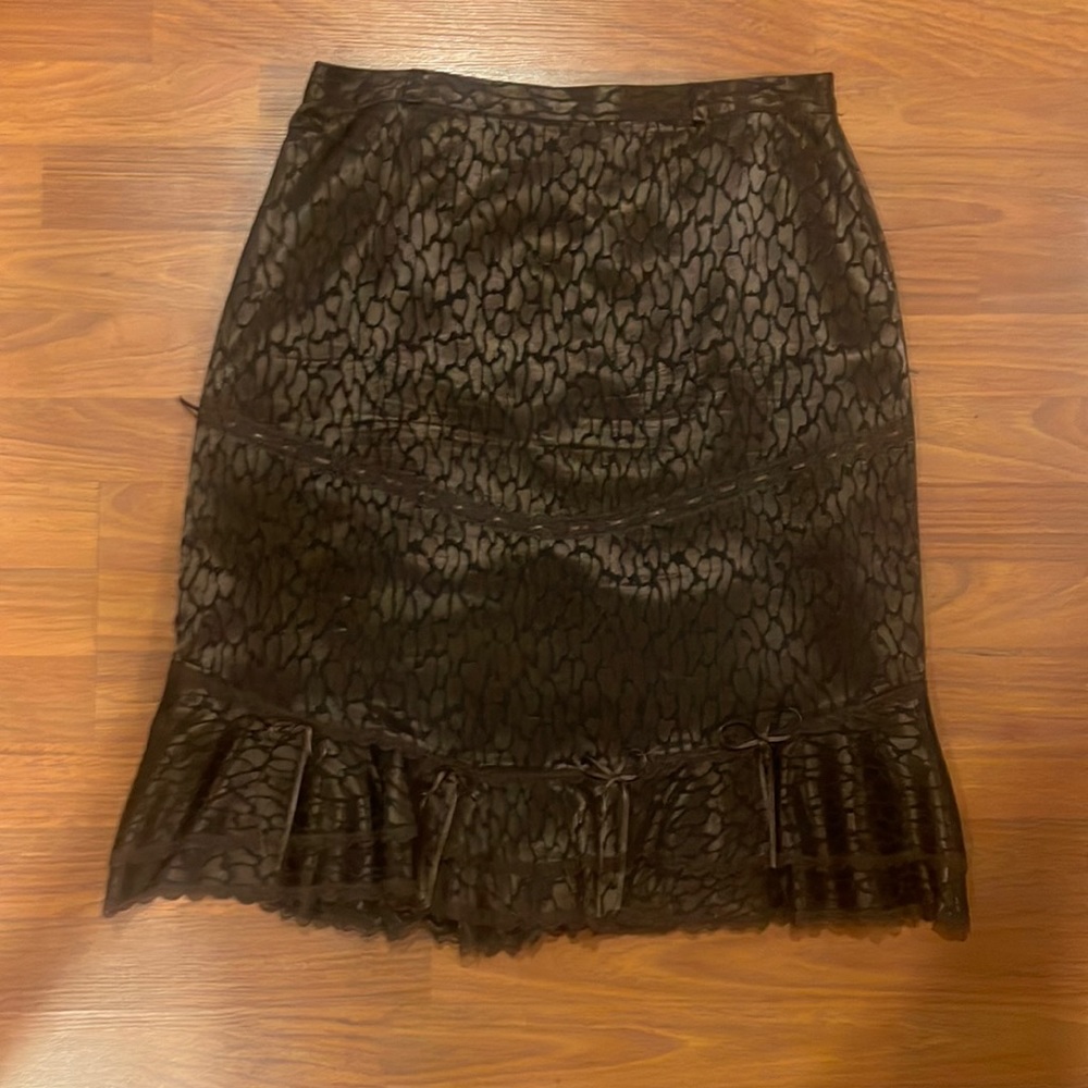 A very beautiful skirt, brown color